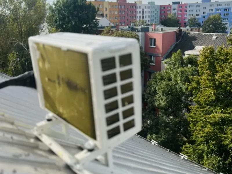 Multisplit klimatizace Midea v bytovém domě v Ostravě