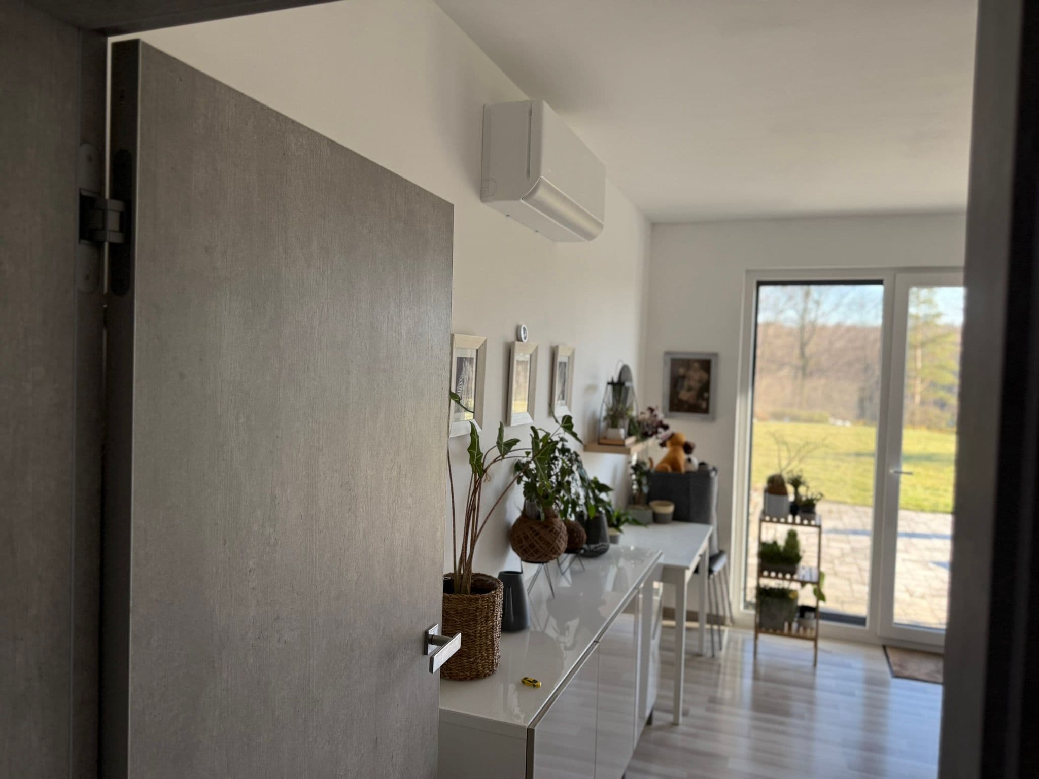 Realizace klimatizací Midea Breezeless E a Breezeless+ ve Frýdku-Místku - foto 3