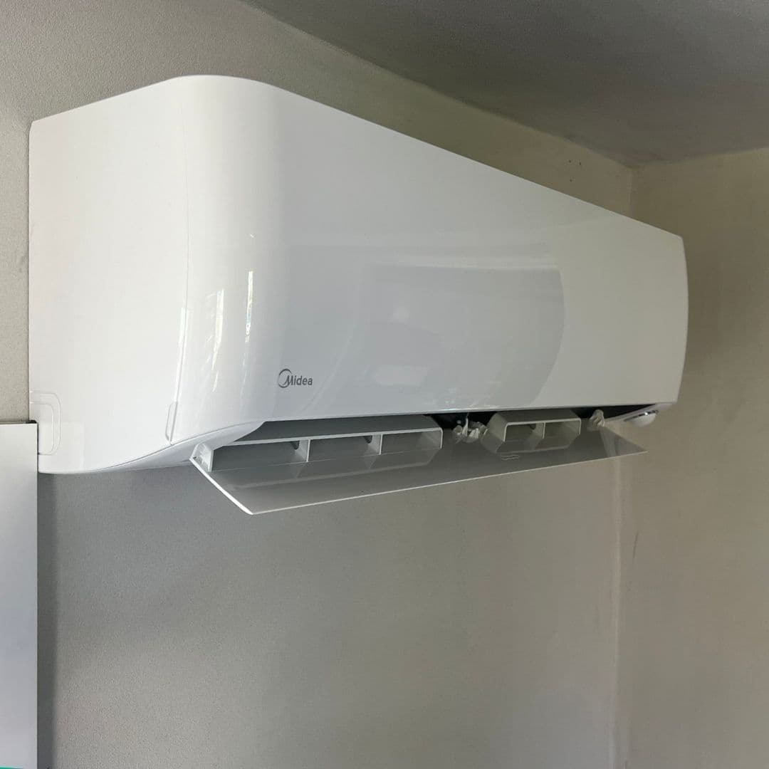 Vytápění chaty pomocí klimatizace Midea Oasis Plus – montáž Vítkov - foto 1